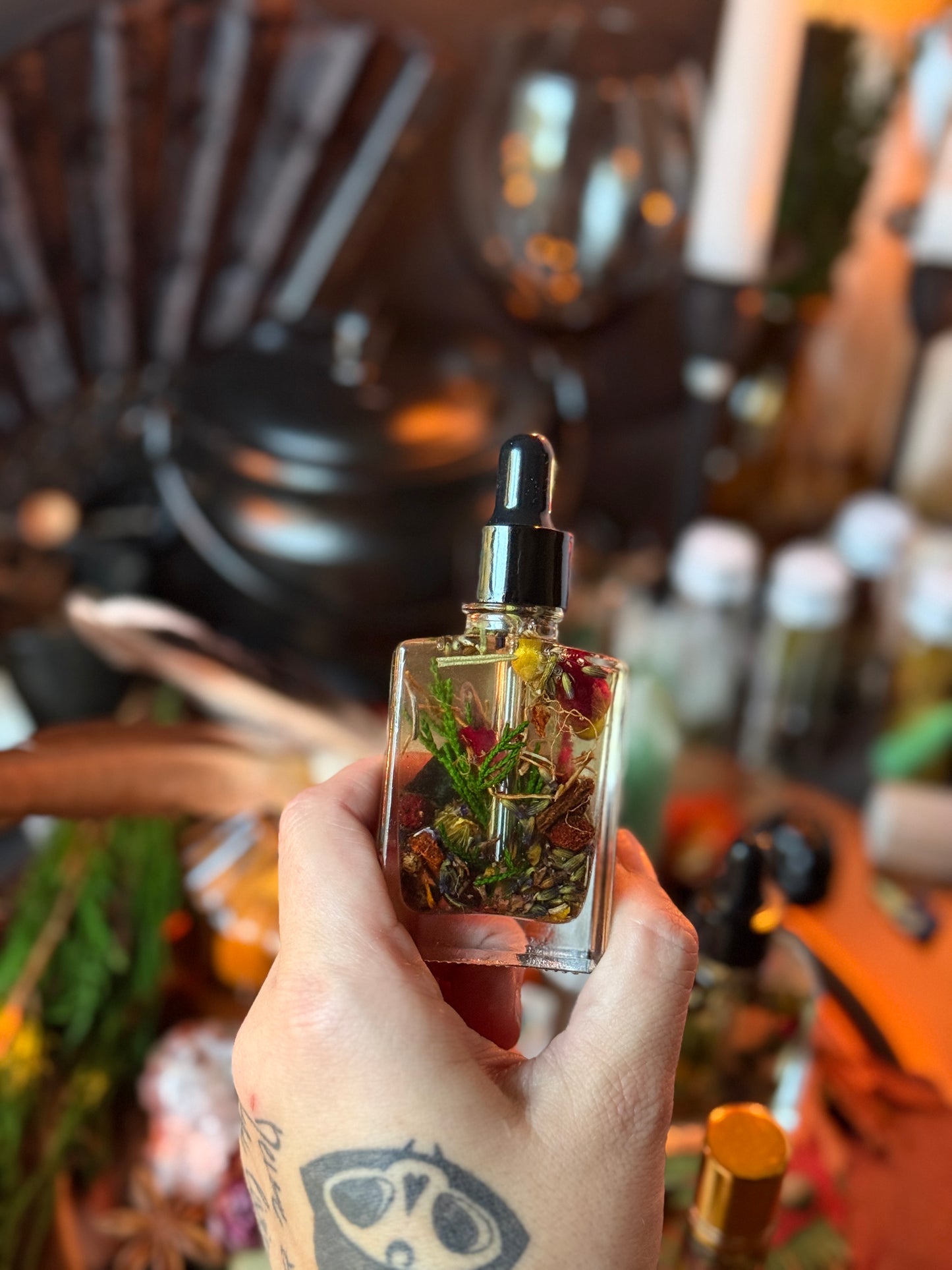 BANISH + SHIELD RITUAL OIL